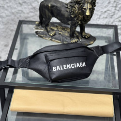 BAUCHTASCHE-BELT BAG