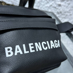 BAUCHTASCHE-BELT BAG